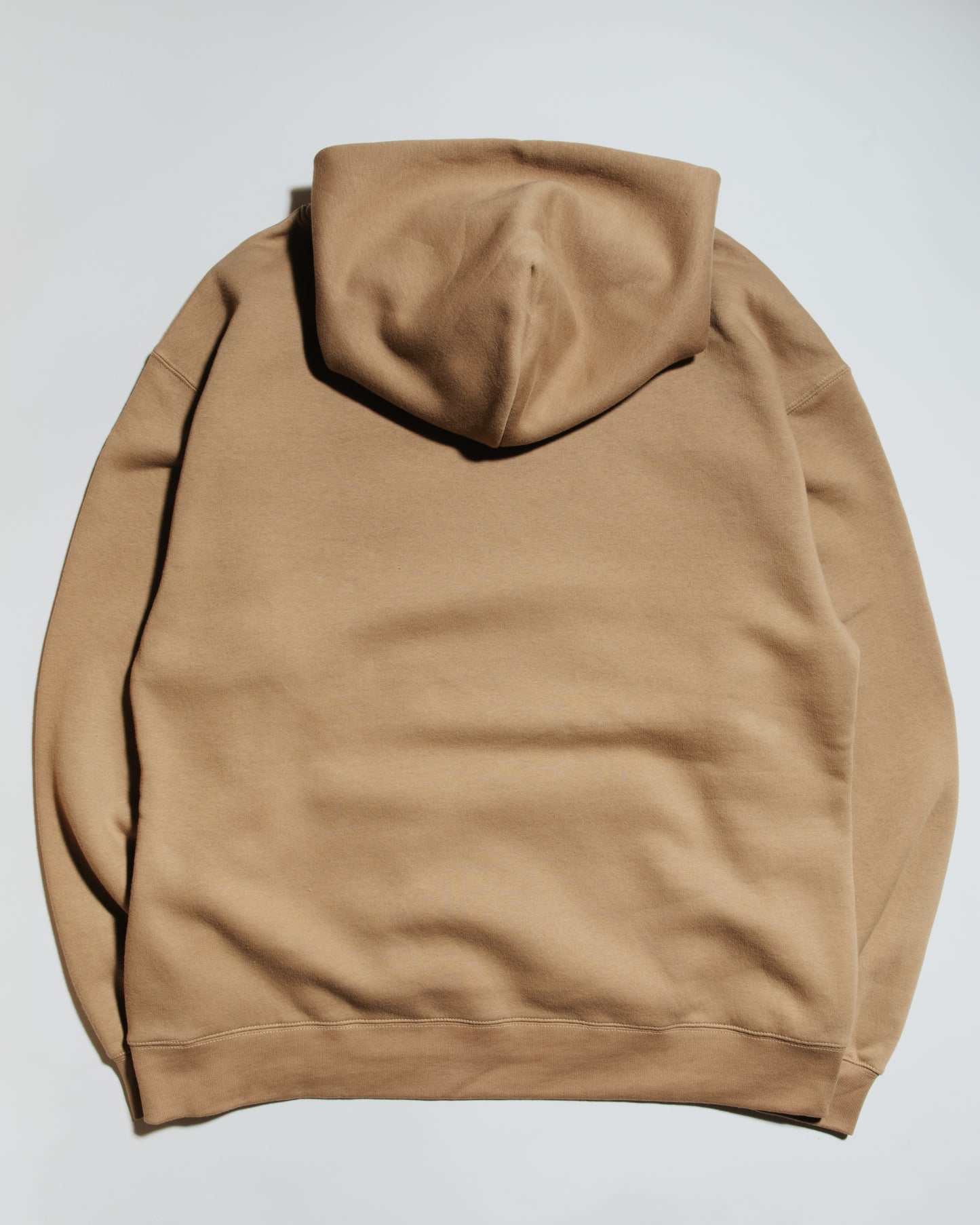 Relax Hood, Sand
